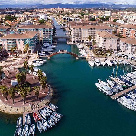 Hotel Sable Et Soleil - Port, Plage Et Jacuzzi Prive Fréjus Exteriör bild