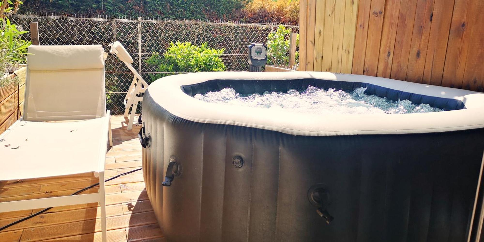 Hotel Sable Et Soleil - Port, Plage Et Jacuzzi Prive Fréjus Rum bild