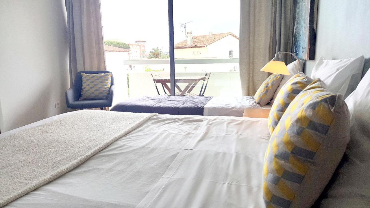 Hotel Sable Et Soleil - Port, Plage Et Jacuzzi Prive Fréjus Exteriör bild